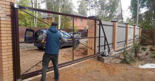Купить услугу монтаж ворот Белогорск, цена от 2596 руб.