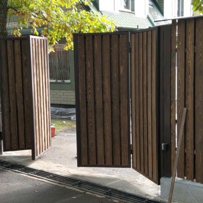 Купите и Закажите Ворота Гармошка: Лучшая Цена от 47399 руб, Установка под Ключ и Доставка в Белогорске и по Области