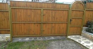 Купить распашные ворота деревянные Белогорск, цена от 2752 руб.